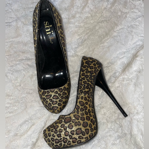 LEOPARD PRINT STILETTOS - Picture 2 of 4